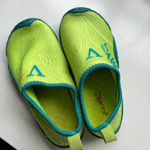 Kid’s  rubber fashion shoes green yellow